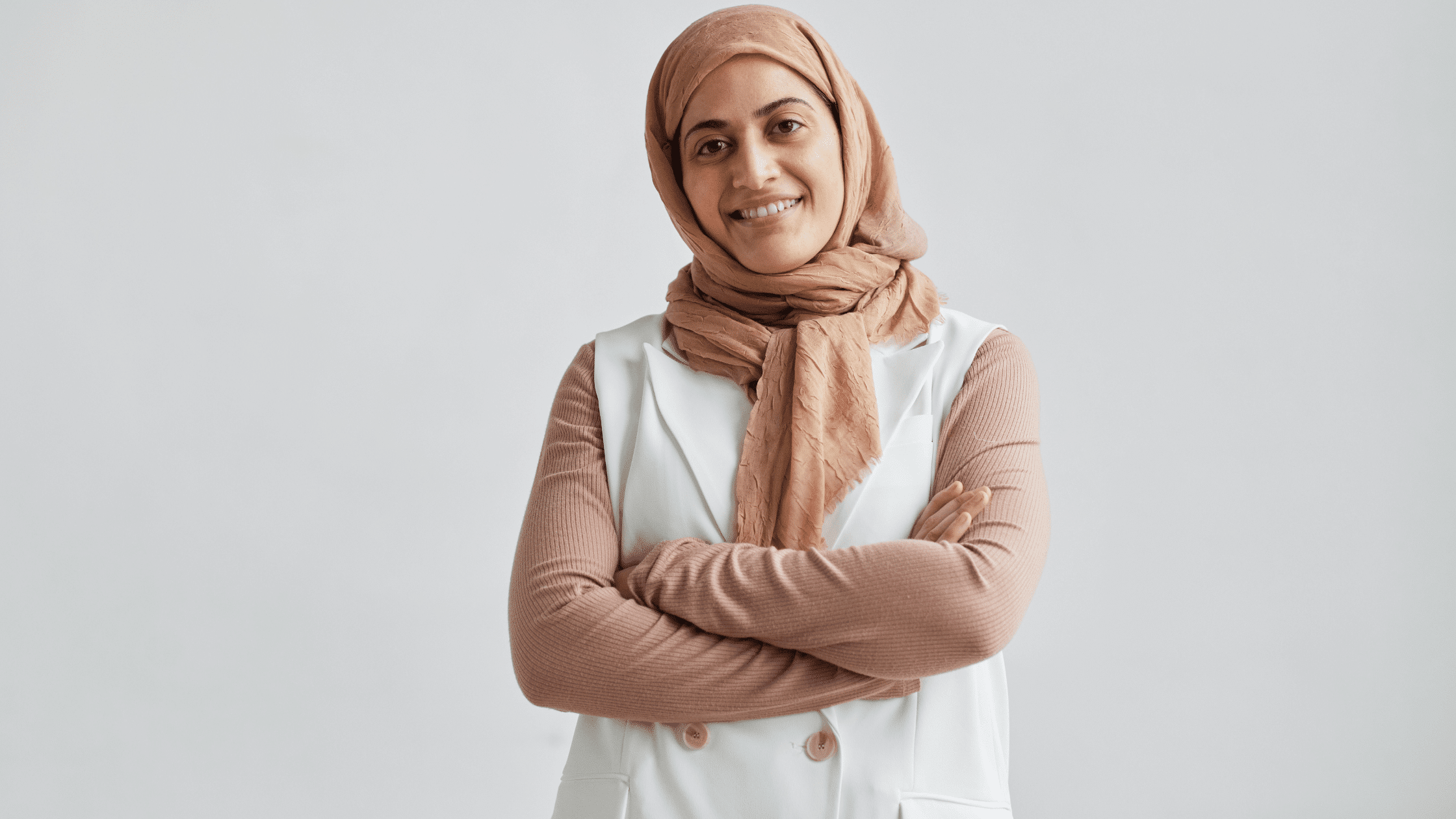 Can Fake Reviews on Social Media in the UAE Land You In Jail?