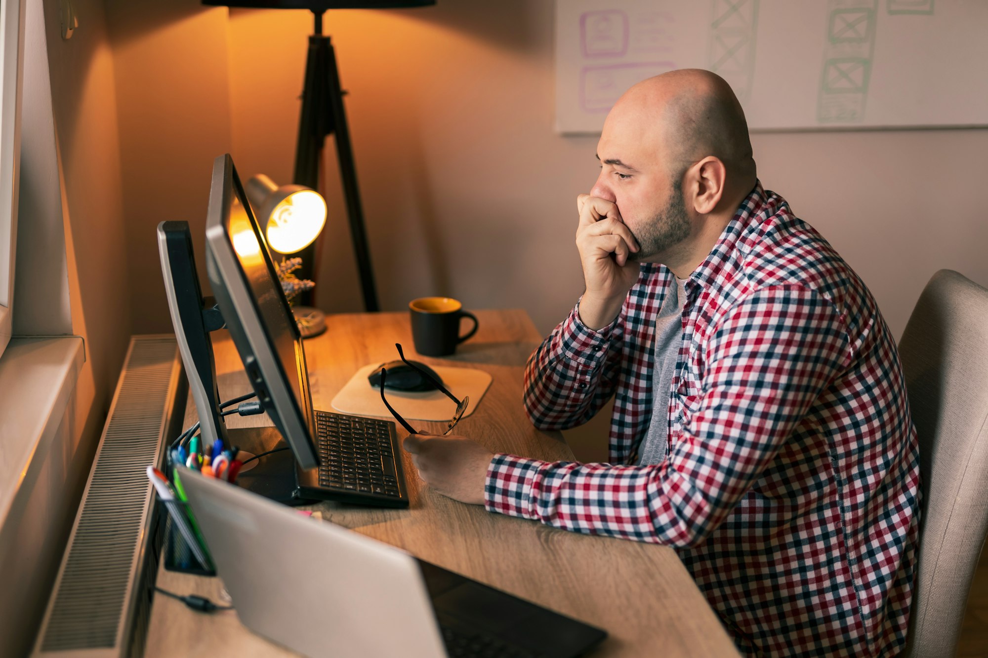 Comprehensive Guide to Working Hours in the UAE & Free Gratuity Calculator