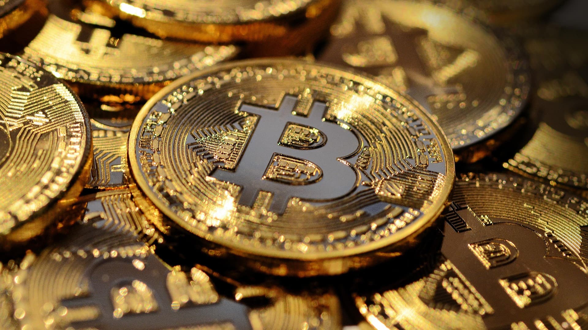 Crypto Exchanges in Dubai Are on the Edge of a Legal Cliff