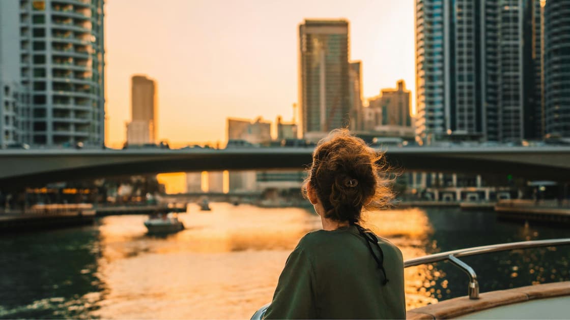 How Dubai Residents Can Check and Lift Travel Bans Online
