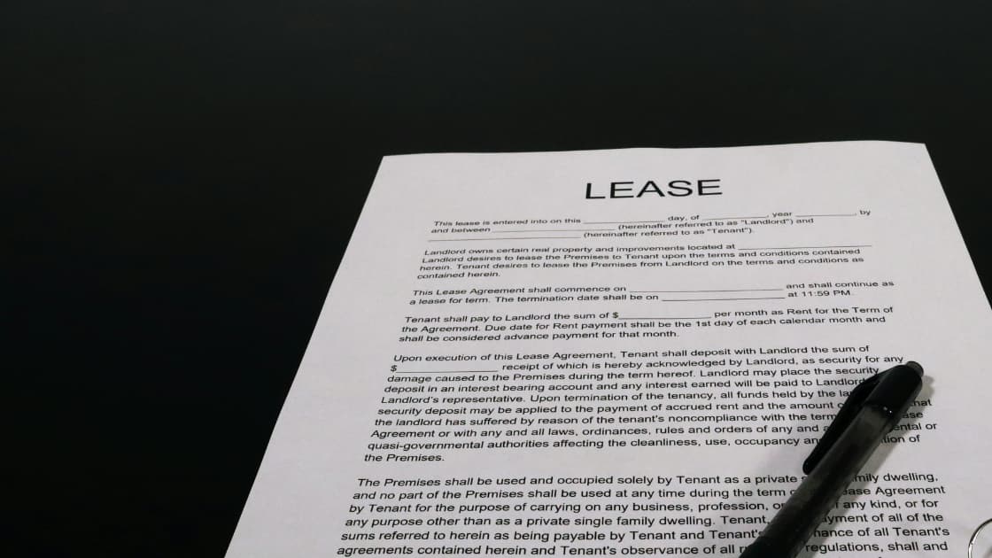 Can UAE Landlords Restrict Visitors to Your Apartment?