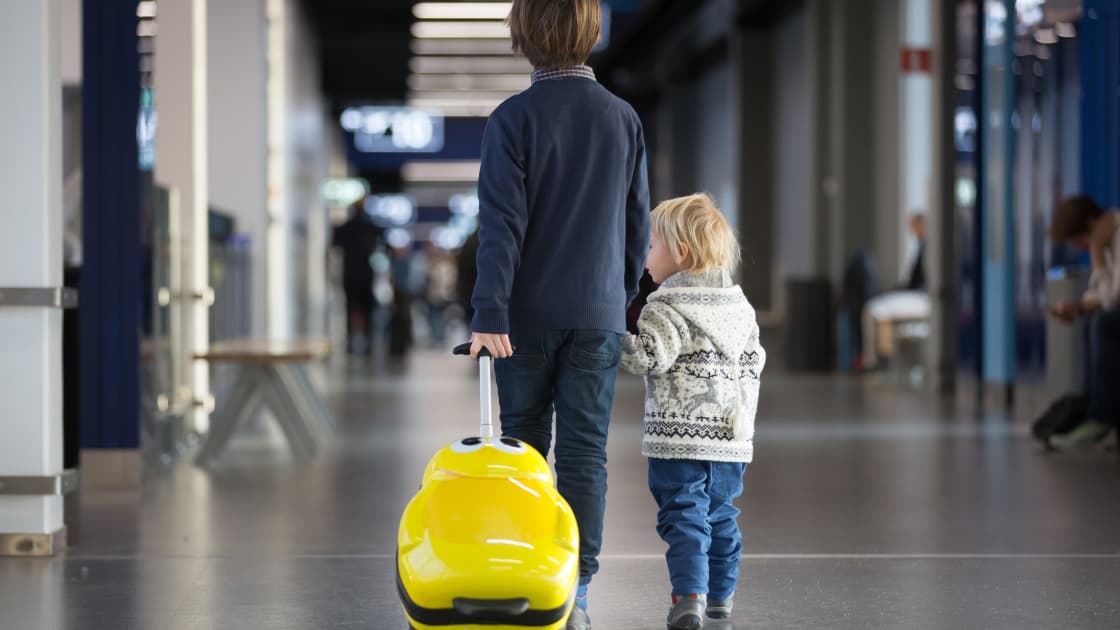 How a Mother Can Revoke a Travel Ban Placed on Her Child by the Father in the UAE