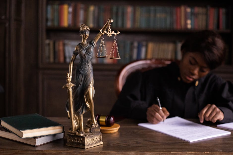 Can Shareholders Access Company Records in UAE?